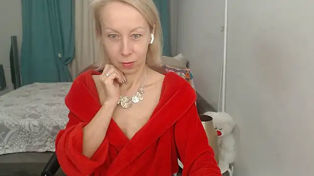 LuxuryNika online show from 18, 11, 2025