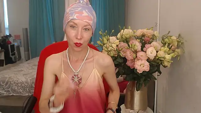 LuxuryNika online show from 18, 7, 2026