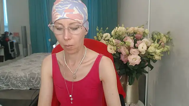 LuxuryNika online show from 17, 7, 2026
