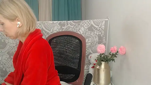 LuxuryNika online show from 15, 11, 2025