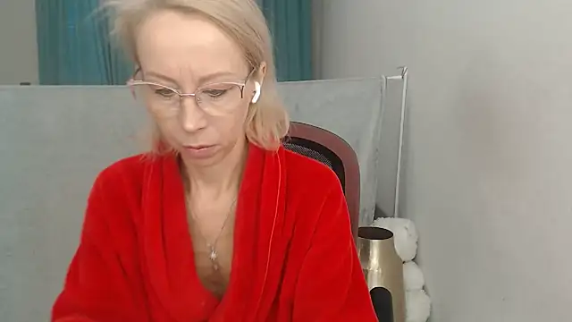 LuxuryNika online show from 21, 11, 2025