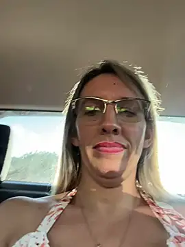 Gatitacarlita online show from 27, 2, 2025