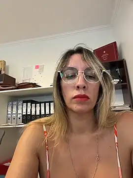 Gatitacarlita online show from 25, 3, 2026