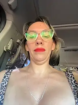 Gatitacarlita online show from 15, 3, 2026