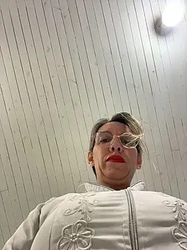 Gatitacarlita online show from 13, 5, 2026