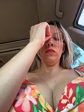 Gatitacarlita online show from 1, 5, 2026