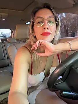 Gatitacarlita online show from 18, 4, 2026