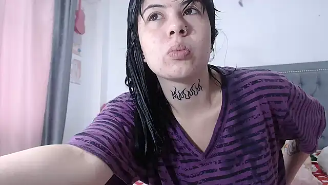 dulce maria x online show from 25, 10, 2025