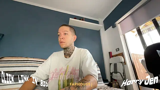 Snapshot of Harry_Jen chatting on 10, 9, 2025 Harry Jen online show from 10, 9, 2025