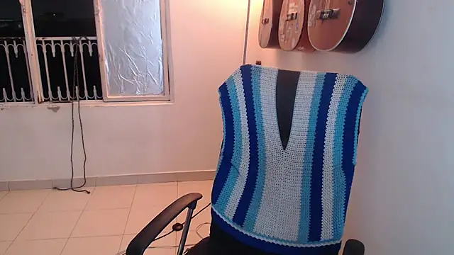 Smoke trip Alicia online show from 23, 10, 2025