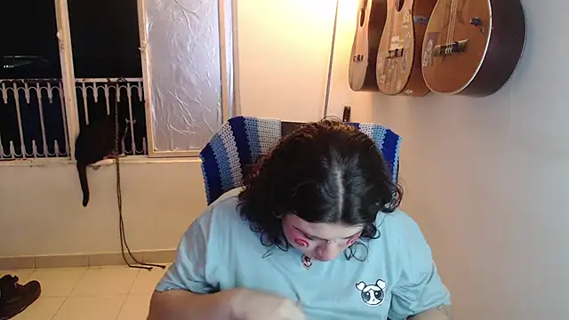 Smoke trip Alicia online show from 15, 10, 2025