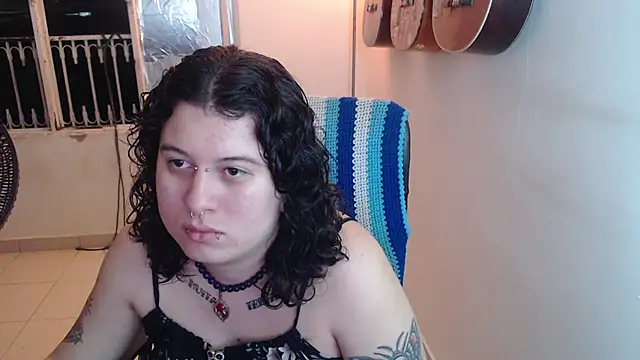 Smoke trip Alicia online show from 4, 12, 2025