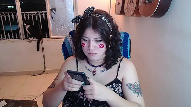 Smoke trip Alicia online show from 17, 11, 2025