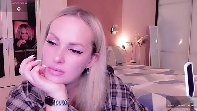 Libby Nora online show from 4, 10, 2025