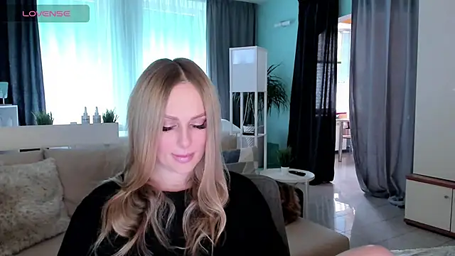 Libby Nora online show from 4, 3, 2025