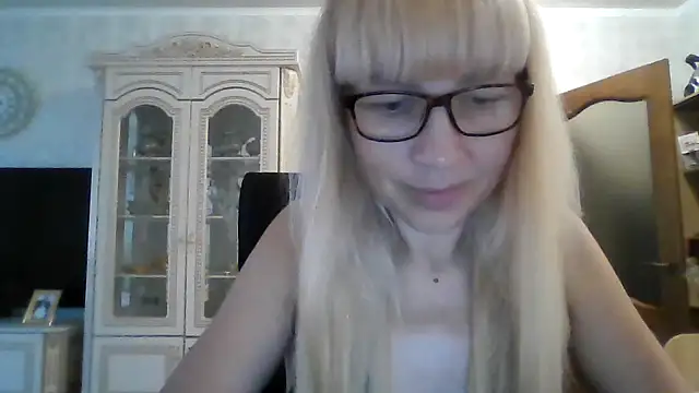 Snapshot of BarbaraKim chatting on 15, 7, 2026 BarbaraKim online show from 15, 7, 2026
