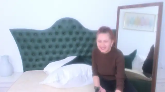 IvyHotFoxy online show from 4, 4, 2026