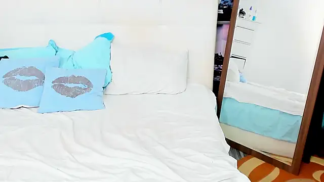 IvyHotFoxy online show from 18, 3, 2025