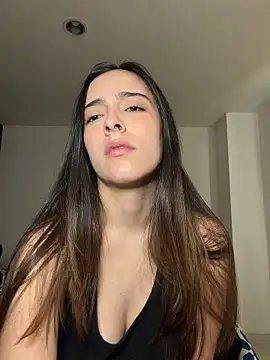 swrennn19 online show from 8, 11, 2025