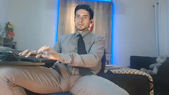 Andrew 4  online show from 9, 9, 2025