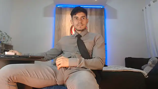 Andrew 4  online show from 31, 10, 2025