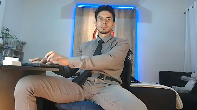 Andrew 4  online show from 16, 11, 2025