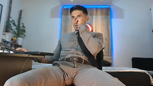 Andrew 4  online show from 24, 2, 2026