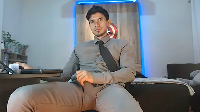 Andrew 4  online show from 18, 11, 2025