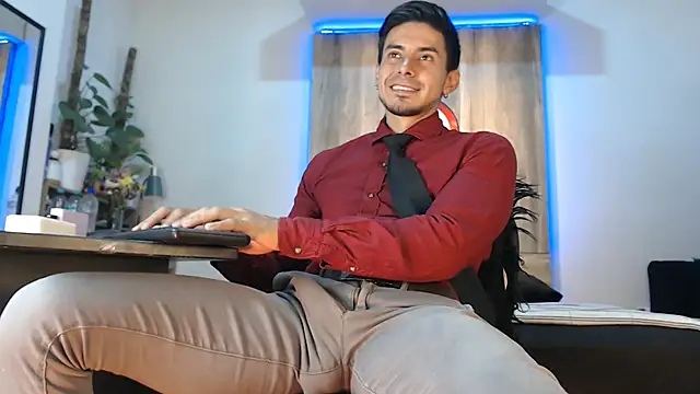 Andrew 4  online show from 16, 4, 2026