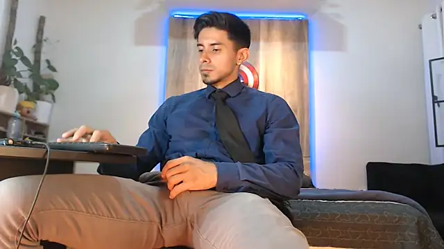 Andrew 4  online show from 11, 2, 2026