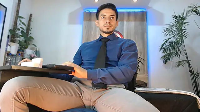 Andrew 4  online show from 14, 5, 2026