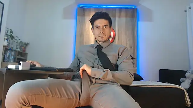 Andrew 4  online show from 23, 11, 2025