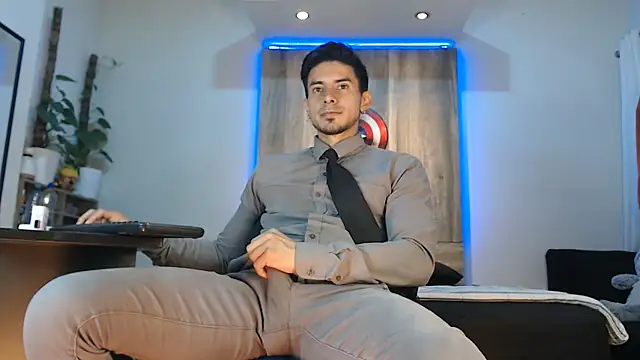 Andrew 4  online show from 12, 3, 2026