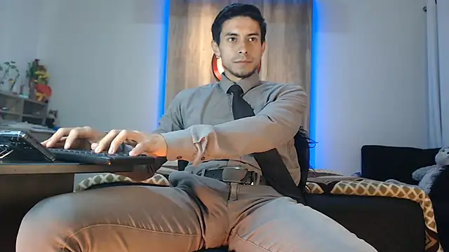 Andrew 4  online show from 15, 9, 2025