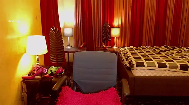 YourDreamPinayPie online show from 19, 2, 2025