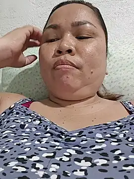 Snapshot of XXLorie_02 chatting on 30, 6, 2026 XXLorie 02 online show from 30, 6, 2026