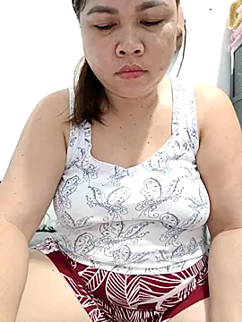 XXLorie 02 online show from 26, 4, 2026