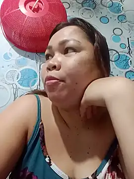 XXLorie 02 online show from 15, 5, 2026