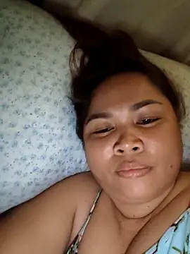 XXLorie 02 online show from 8, 4, 2026