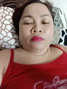 Snapshot of XXLorie_02 chatting on 23, 6, 2026 XXLorie 02 online show from 23, 6, 2026
