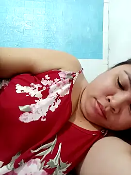 XXLorie 02 online show from 5, 10, 2025