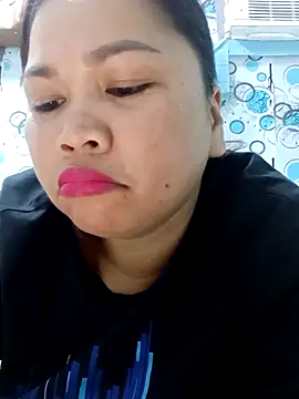 XXLorie 02 online show from 7, 3, 2025