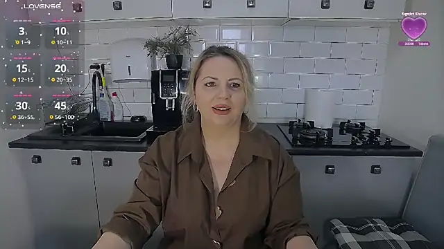 erikaerika online show from 20, 2, 2026