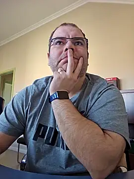 Andrew1900529 online show from 21, 2, 2025