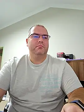 Andrew1900529 online show from 15, 10, 2025