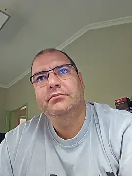 Andrew1900529 online show from 19, 9, 2025