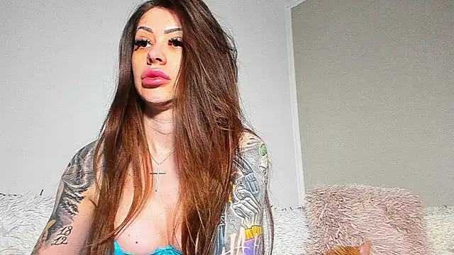 Snapshot of BrianaDiamondXXX chatting on 8, 5, 2026 BrianaDiamondXXX online show from 8, 5, 2026