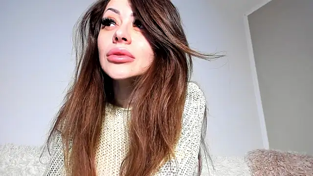 BrianaDiamondXXX online show from 22, 12, 2025