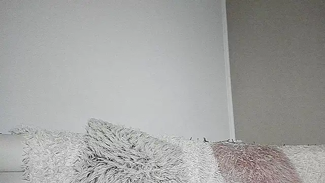 BrianaDiamondXXX online show from 8, 4, 2026