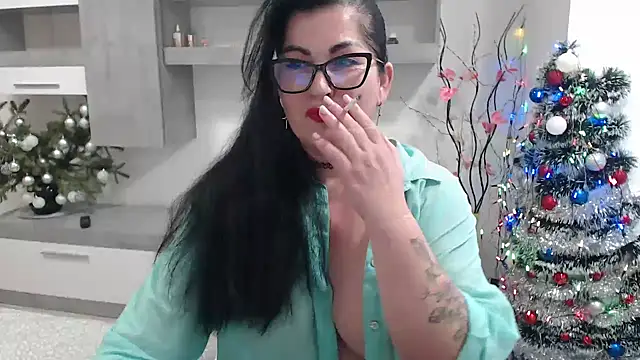 JullieMilf online show from 29, 12, 2024